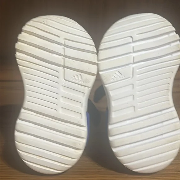 Toddler Adidas Shoe, Racer TR23 Lightweight Slip On. 4K. Black/White Soles - Picture 8 of 10